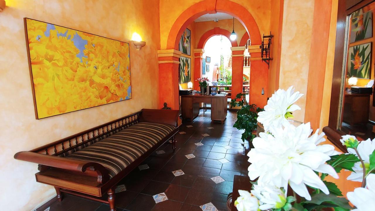 Hotel Boutique Casa Montalvo Cuenca Bagian luar foto
