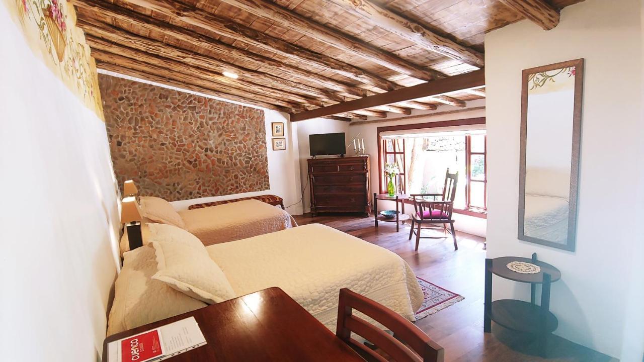 Hotel Boutique Casa Montalvo Cuenca Bagian luar foto