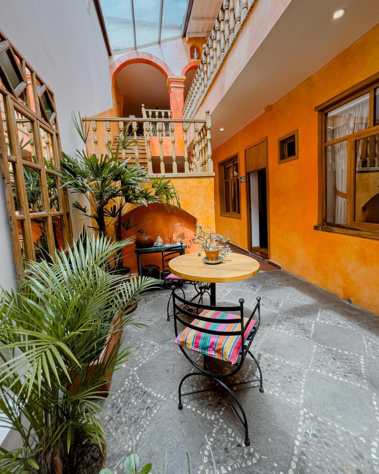 Hotel Boutique Casa Montalvo Cuenca Bagian luar foto