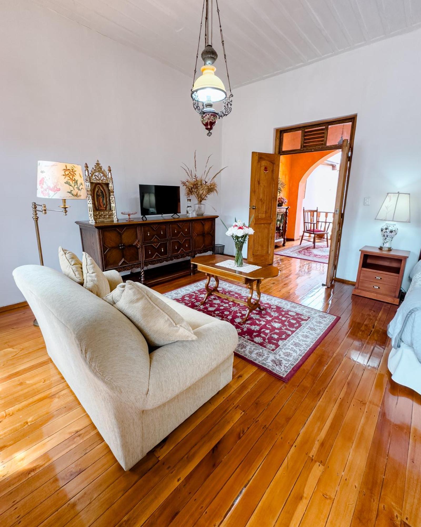 Hotel Boutique Casa Montalvo Cuenca Bagian luar foto