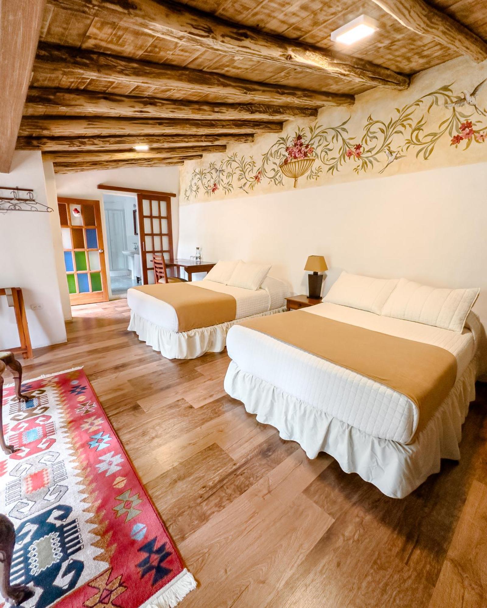 Hotel Boutique Casa Montalvo Cuenca Bagian luar foto