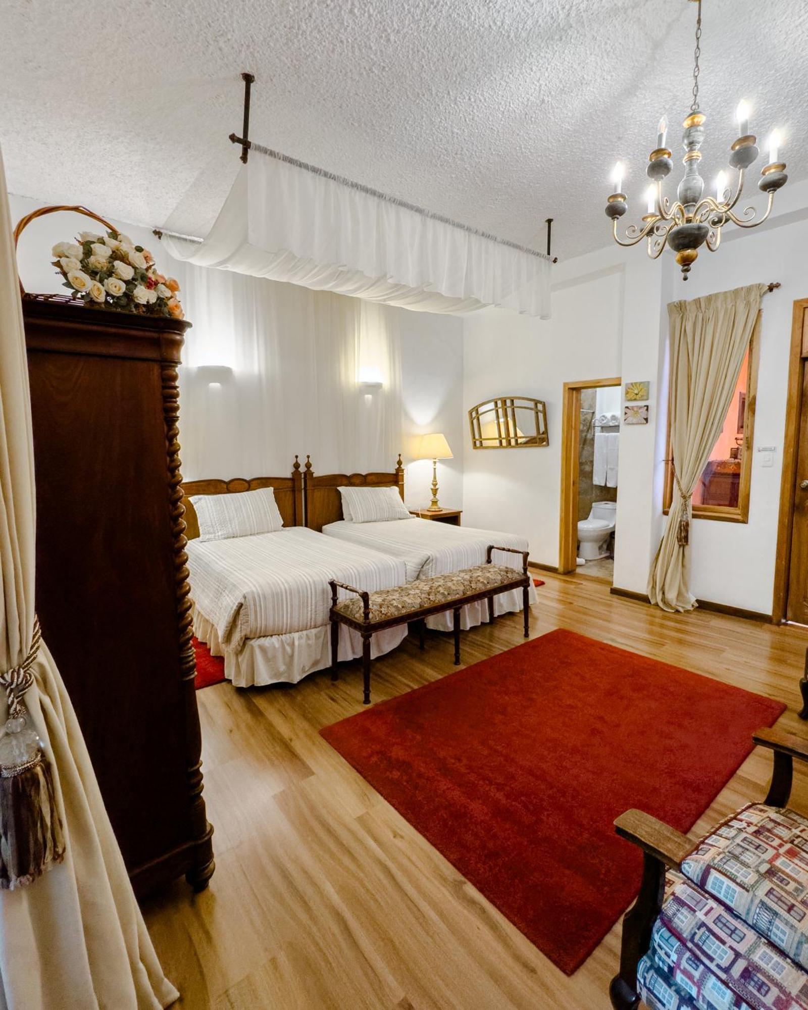 Hotel Boutique Casa Montalvo Cuenca Bagian luar foto